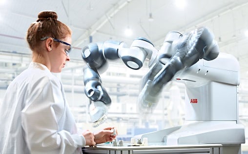 abb-yumi-collaborative-robot