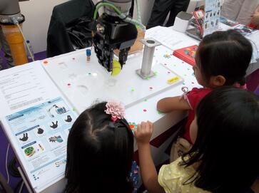 Robotiq at science fair Asia