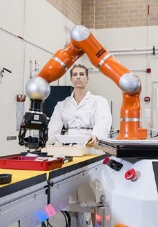 collaborative-robot-adaptive-gripper