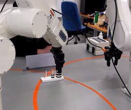 robot-human-collaboration-2-finger-tower-hanoi