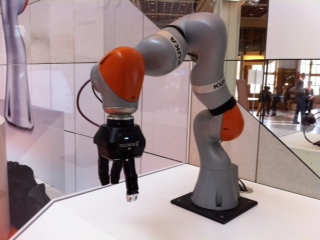 robot arm and Gripper