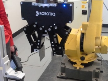 industrial robotics,repeatability,servo gripper,2-finger robot gripper, robot gripper