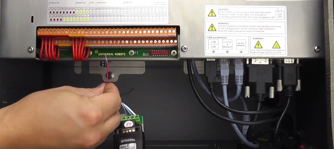 How to install a 2-Finger 85 Gripper and a force torque sensor FT 150 ...
