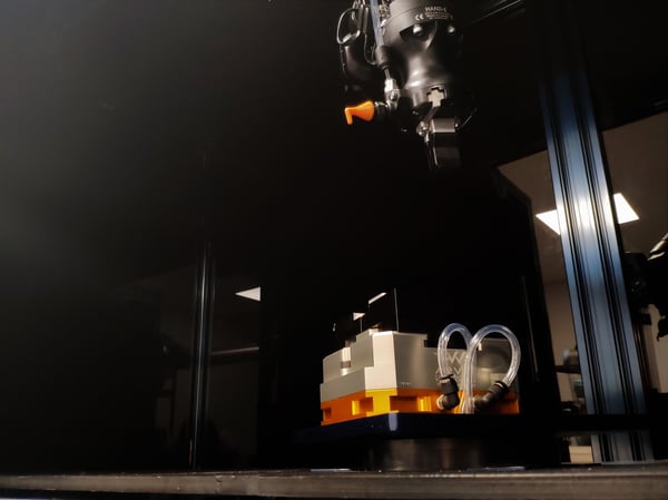 hand-e-cnc-machine-tending-air-vice-sponsors-robotiq-user-conference-ruc2019