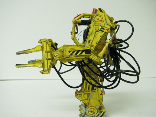 aliens-robot-exoskeleton