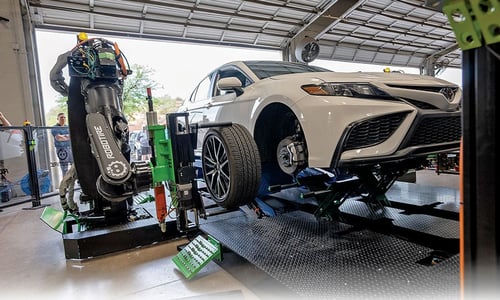 Robot accomplishing tire changes in 20 minutes