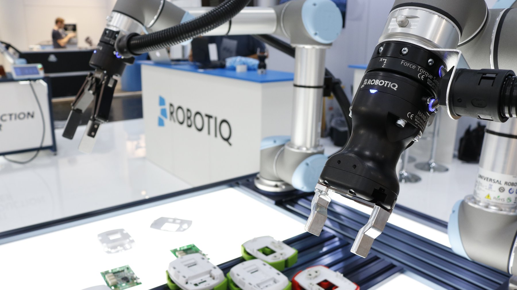 Parallel Robot Grippers Which is Best?