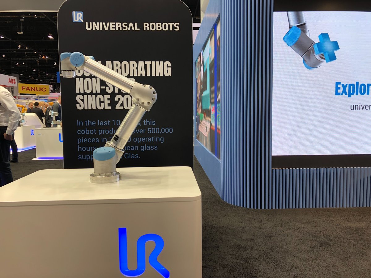 Write my essay image