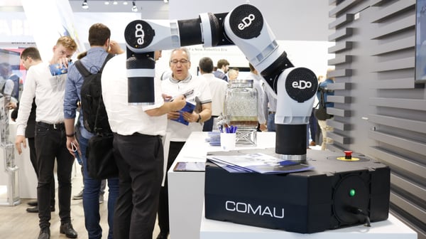 Automatica 2018 Comau eDo