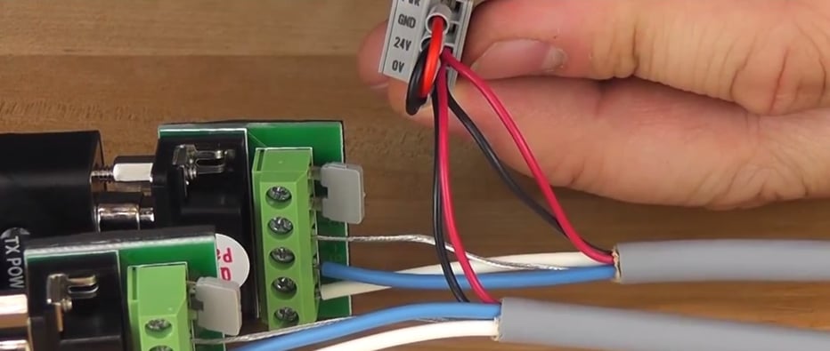 How to install a 2-Finger 85 Gripper and a force torque sensor FT 150 ...