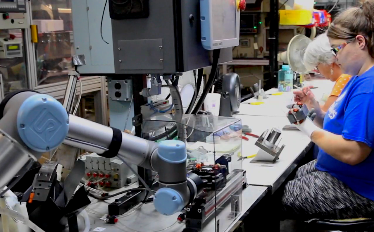 How to Optimize a Flow Shop with Collaborative Robots