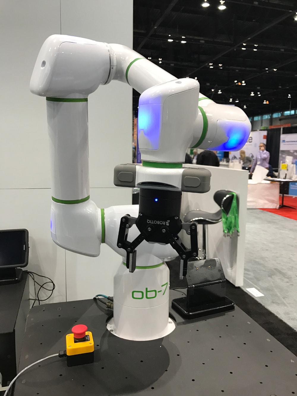 Automate 2017: New Cobots On The Block